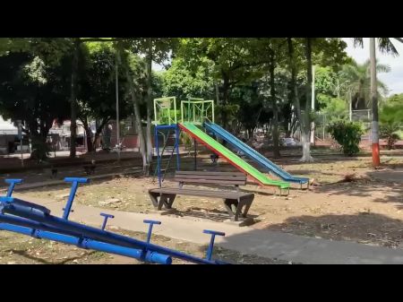 mulher andar de bicicleta