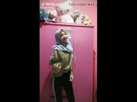 jilbab pamer toge