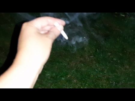 sexo brutal com velhas fumando cigarros