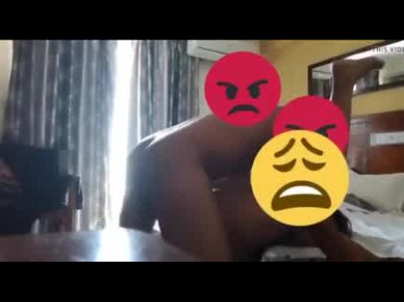 travesti_negra_comendo_mulher