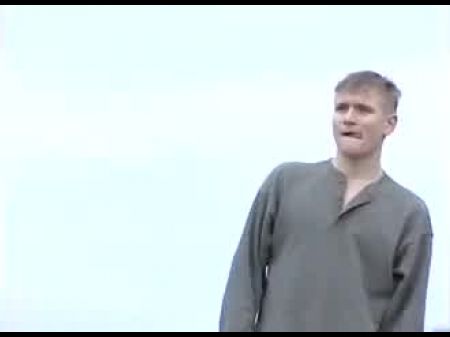 chupando bucetas pentelhudas